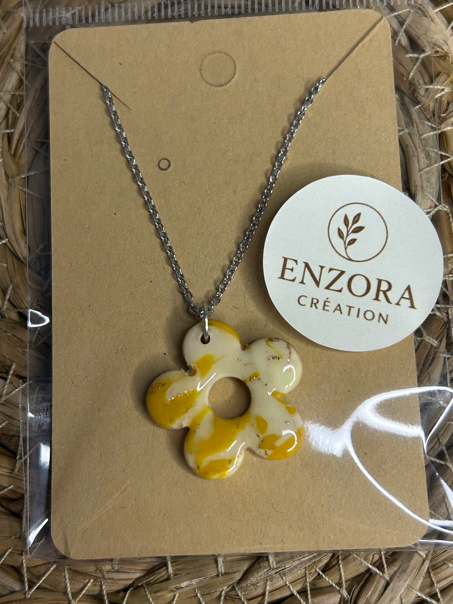 Collier argenté en acier inoxydable Pampille Flora